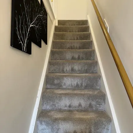 Double Bedroom In Wortley, Leeds Homestay Leeds (West Yorkshire)